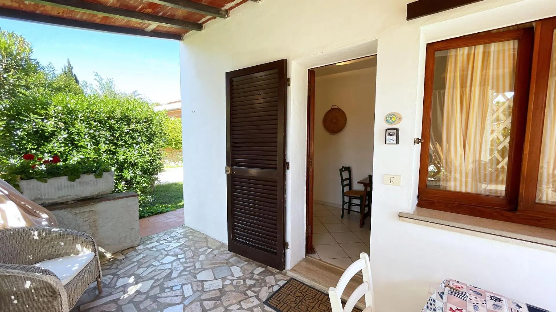 Appartamenti Adriana Di Argonautivacanze Porto Azzurro Apartment
