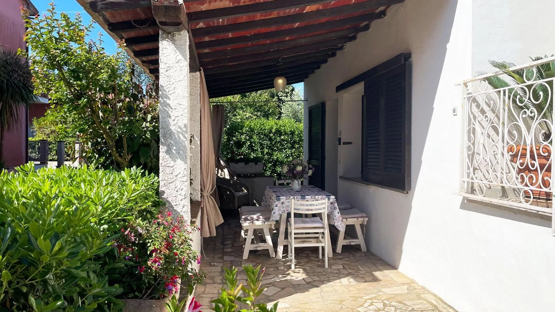 Appartamenti Adriana Di Argonautivacanze Porto Azzurro 0*,  Italy
