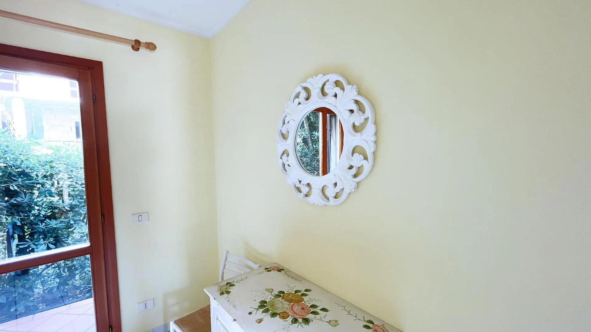 Appartamenti Adriana Di Argonautivacanze Porto Azzurro Apartment