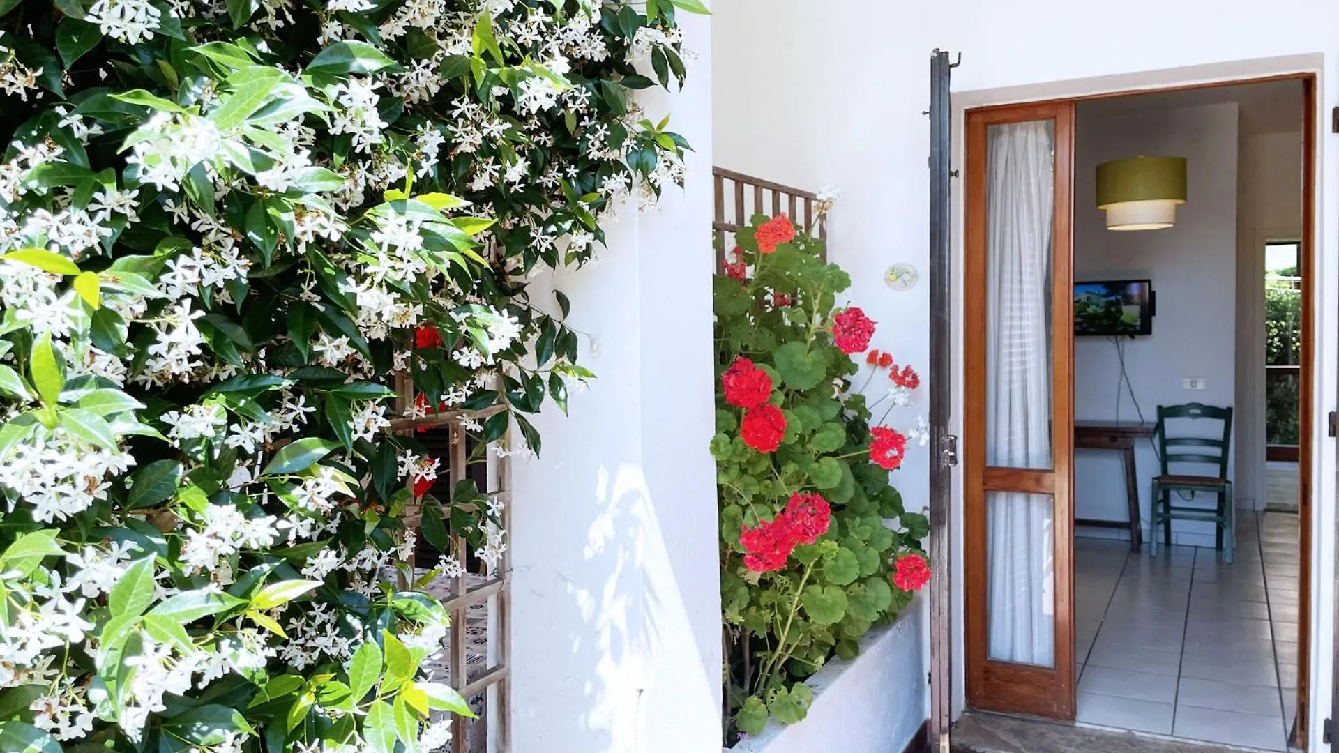 Appartamenti Adriana Di Argonautivacanze Porto Azzurro Italy